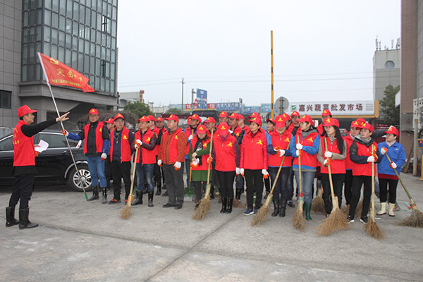 1498103720972183.jpg 美化環(huán)境工作1.JPG